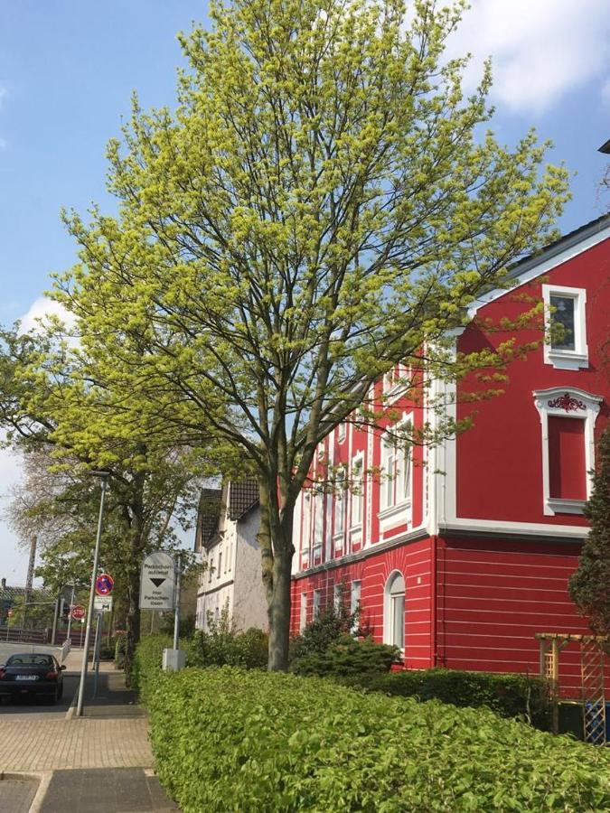 Fewo Garten - Eigener Eingang- Wlan-Parkplatz,Netflix, Terrasse,Doppelbett Und Schlafcouch Oberhausen  Zewnętrze zdjęcie