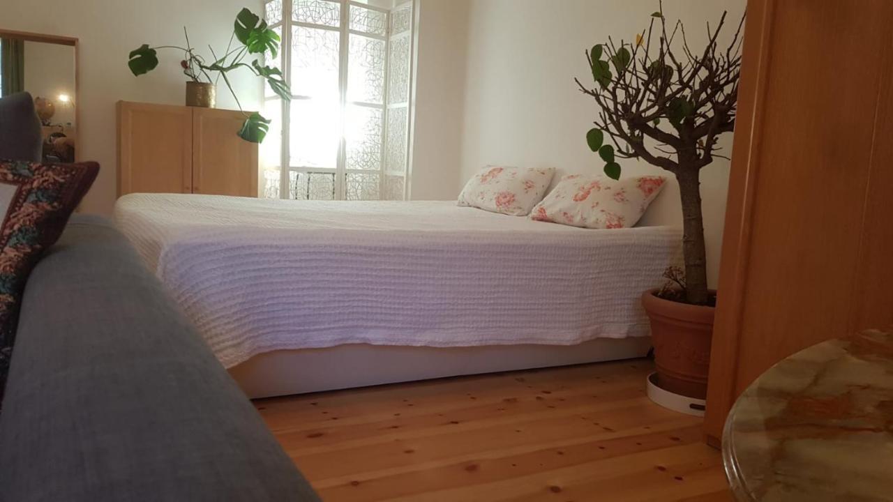 Fewo Garten - Eigener Eingang- Wlan-Parkplatz,Netflix, Terrasse,Doppelbett Und Schlafcouch Oberhausen  Zewnętrze zdjęcie